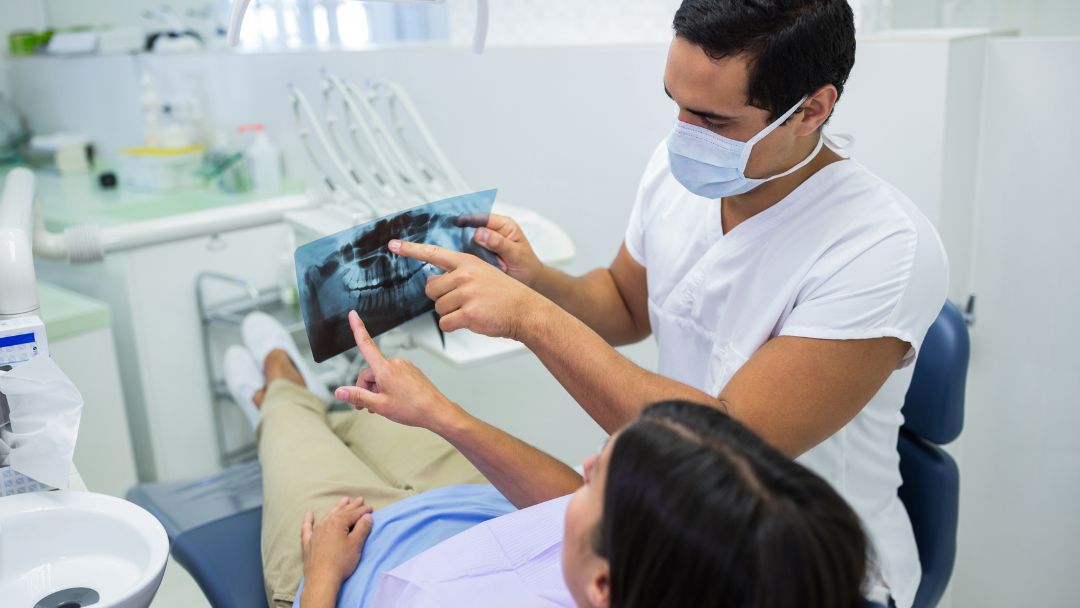 Descubre cómo elegir una clínica dental en Madrid para tu salud bucal