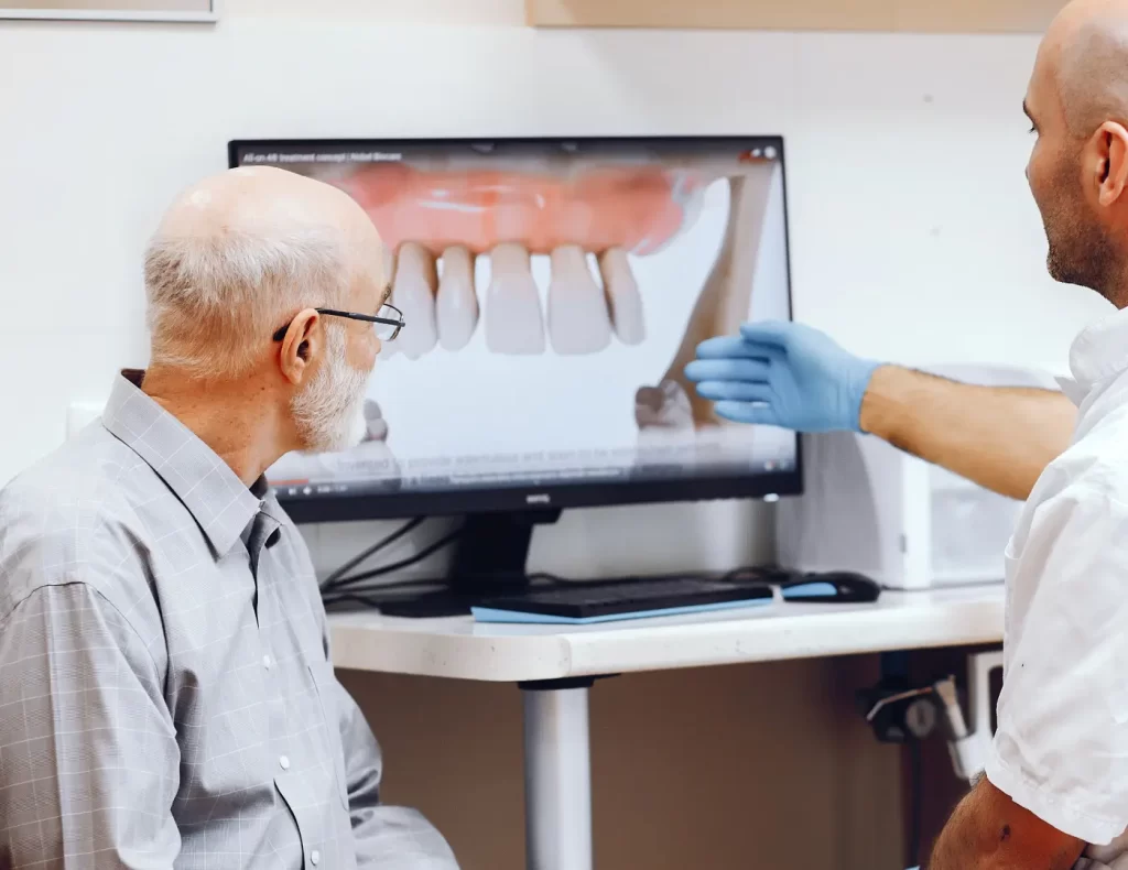 Implantes inmediatos explicados a paciente mediante simulación digital en clínica dental OHI Madrid