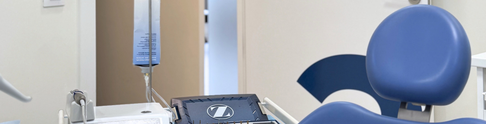 Gabinete dental de alta tecnología en clínica dental hospitalaria OHI Madrid dentro de hospital de referencia